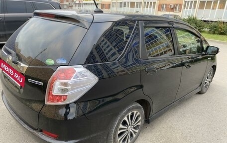 Honda Fit Shuttle I рестайлинг, 2014 год, 1 500 000 рублей, 2 фотография