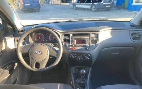 KIA Rio II, 2011 год, 650 000 рублей, 12 фотография