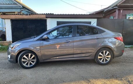 Hyundai Solaris II рестайлинг, 2014 год, 1 000 000 рублей, 3 фотография