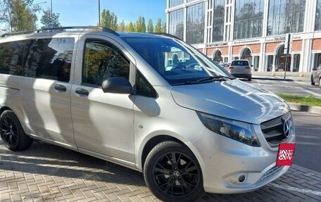 Mercedes-Benz Vito, 2016 год, 2 840 000 рублей, 1 фотография