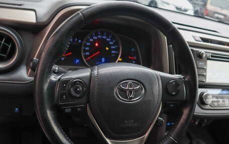 Toyota RAV4, 2015 год, 2 259 000 рублей, 16 фотография