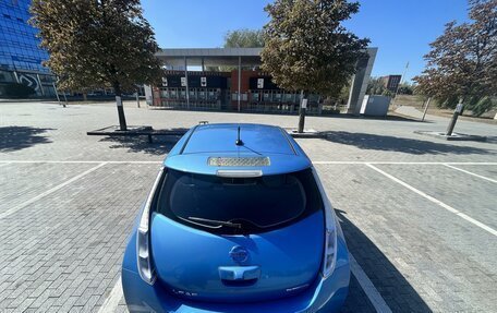 Nissan Leaf I, 2011 год, 1 000 000 рублей, 1 фотография