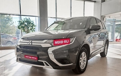 Mitsubishi Outlander III рестайлинг 3, 2019 год, 2 220 000 рублей, 1 фотография