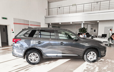 Mitsubishi Outlander III рестайлинг 3, 2019 год, 2 220 000 рублей, 4 фотография