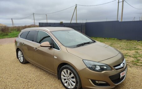 Opel Astra J, 2013 год, 820 000 рублей, 9 фотография