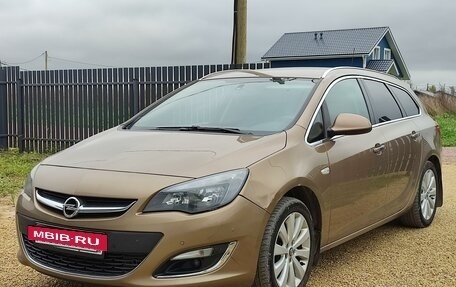 Opel Astra J, 2013 год, 820 000 рублей, 10 фотография