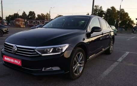 Volkswagen Passat B8 рестайлинг, 2019 год, 1 950 000 рублей, 1 фотография