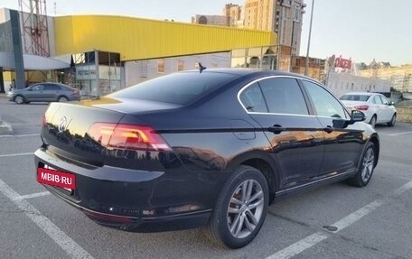 Volkswagen Passat B8 рестайлинг, 2019 год, 1 950 000 рублей, 4 фотография