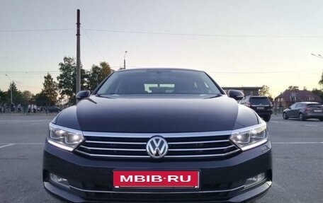 Volkswagen Passat B8 рестайлинг, 2019 год, 1 950 000 рублей, 2 фотография