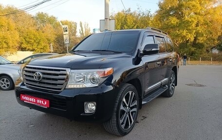 Toyota Land Cruiser 200, 2012 год, 3 490 000 рублей, 2 фотография