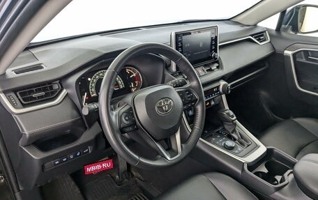 Toyota RAV4, 2022 год, 4 750 000 рублей, 20 фотография