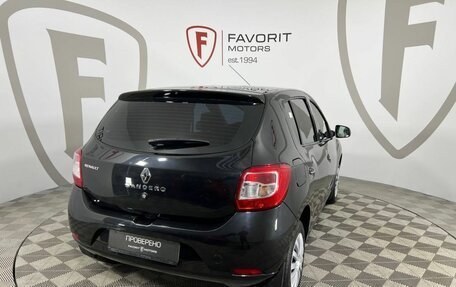 Renault Sandero II рестайлинг, 2015 год, 700 000 рублей, 6 фотография