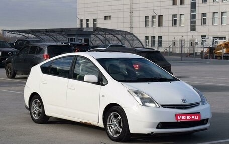 Toyota Prius, 2008 год, 697 000 рублей, 2 фотография