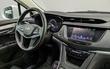 Cadillac XT5 I рестайлинг, 2016 год, 3 040 000 рублей, 26 фотография