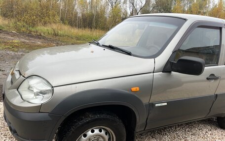 Chevrolet Niva I рестайлинг, 2011 год, 530 000 рублей, 5 фотография