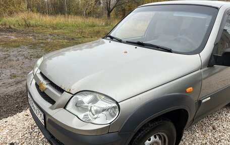 Chevrolet Niva I рестайлинг, 2011 год, 530 000 рублей, 7 фотография