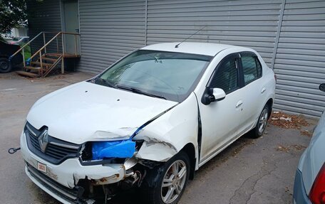 Renault Logan II, 2017 год, 500 000 рублей, 3 фотография