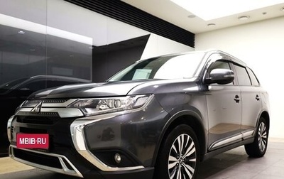 Mitsubishi Outlander III рестайлинг 3, 2019 год, 2 440 000 рублей, 1 фотография