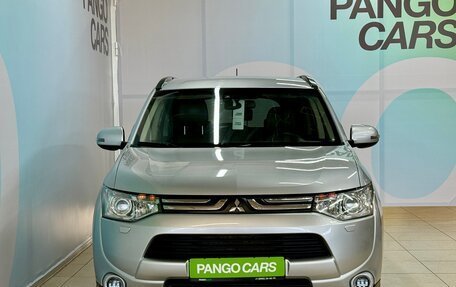 Mitsubishi Outlander III рестайлинг 3, 2013 год, 1 334 000 рублей, 2 фотография