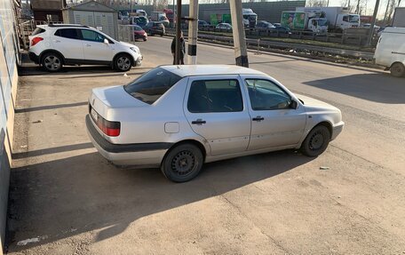 Volkswagen Vento, 1997 год, 150 000 рублей, 2 фотография