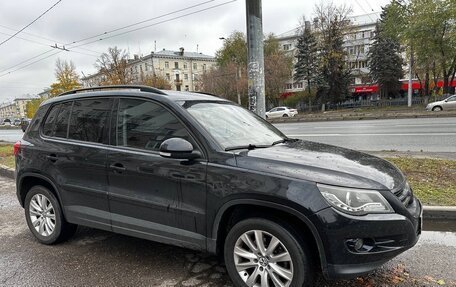 Volkswagen Tiguan I, 2010 год, 1 020 000 рублей, 2 фотография