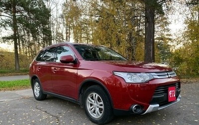 Mitsubishi Outlander III рестайлинг 3, 2014 год, 1 850 000 рублей, 1 фотография