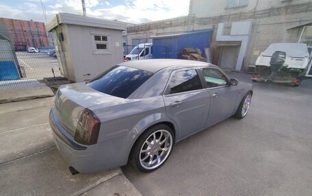 Chrysler 300C II, 2006 год, 1 150 000 рублей, 5 фотография