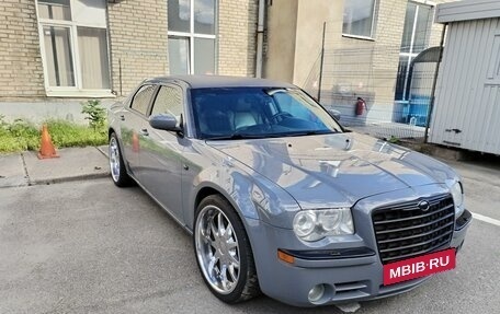 Chrysler 300C II, 2006 год, 1 150 000 рублей, 2 фотография