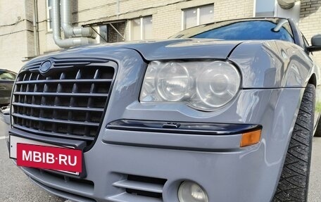 Chrysler 300C II, 2006 год, 1 150 000 рублей, 7 фотография