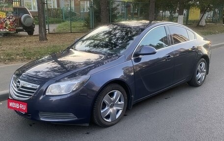 Opel Insignia II рестайлинг, 2010 год, 930 000 рублей, 2 фотография