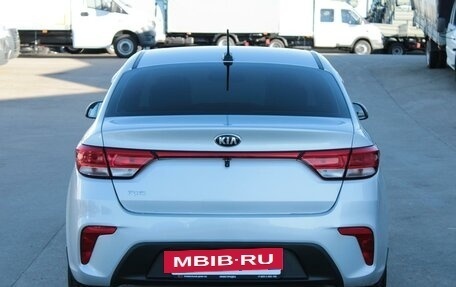 KIA Rio IV, 2018 год, 1 399 000 рублей, 6 фотография