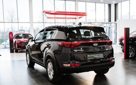 KIA Sportage IV рестайлинг, 2018 год, 2 250 000 рублей, 5 фотография