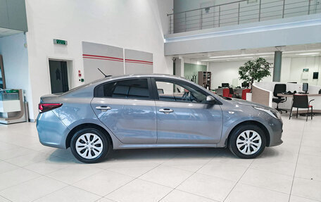 KIA Rio IV, 2019 год, 1 393 000 рублей, 4 фотография