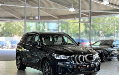 BMW X5, 2021 год, 8 350 000 рублей, 2 фотография