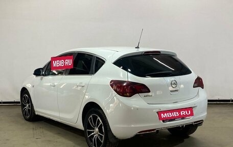 Opel Astra J, 2012 год, 799 000 рублей, 4 фотография