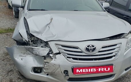 Toyota Camry, 2008 год, 750 000 рублей, 1 фотография