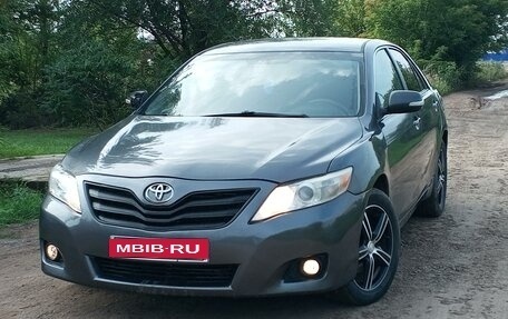 Toyota Camry, 2010 год, 850 000 рублей, 1 фотография