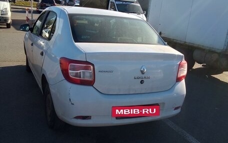 Renault Logan II, 2018 год, 470 000 рублей, 2 фотография