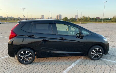 Honda Fit III, 2019 год, 1 595 000 рублей, 4 фотография