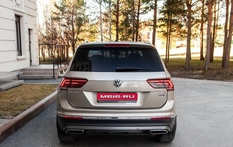 Volkswagen Tiguan II, 2017 год, 3 250 000 рублей, 4 фотография