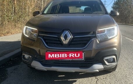 Renault Sandero II рестайлинг, 2019 год, 1 300 000 рублей, 2 фотография