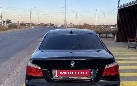 BMW 5 серия, 2009 год, 950 000 рублей, 2 фотография