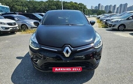 Renault Clio IV рестайлинг, 2019 год, 1 550 000 рублей, 2 фотография