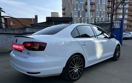 Volkswagen Jetta VI, 2016 год, 1 620 000 рублей, 4 фотография