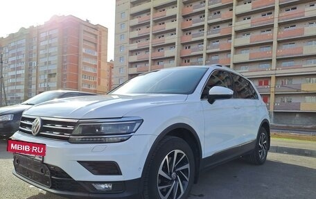 Volkswagen Tiguan II, 2018 год, 2 420 000 рублей, 28 фотография