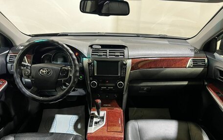 Toyota Camry, 2011 год, 1 750 000 рублей, 22 фотография