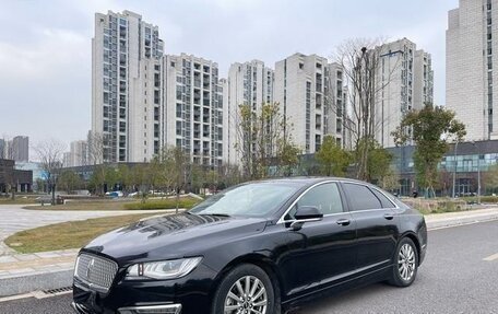 Lincoln MKZ II рестайлинг, 2020 год, 2 600 000 рублей, 2 фотография