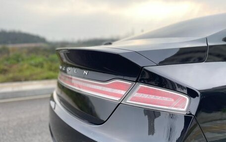 Lincoln MKZ II рестайлинг, 2020 год, 2 600 000 рублей, 8 фотография