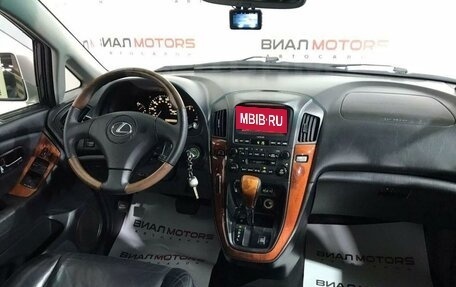 Lexus RX IV рестайлинг, 2002 год, 1 260 000 рублей, 9 фотография