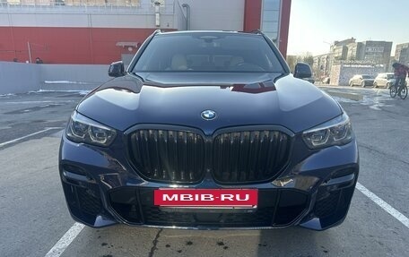 BMW X5, 2021 год, 9 800 000 рублей, 2 фотография